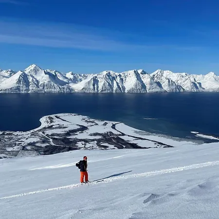 Lyngenalps View Rotsund