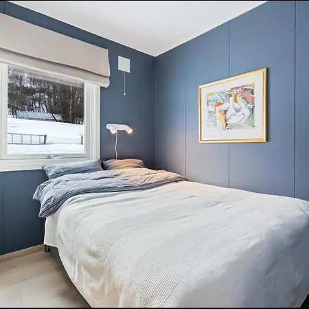 Lyngenalps View Rotsund