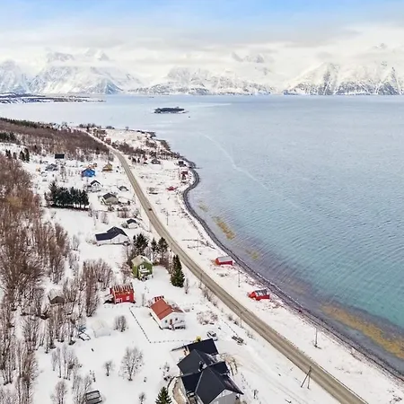 Lyngenalps View Feriehus Rotsund