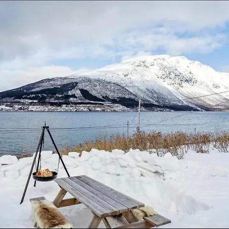 Lyngenalps View Holiday home