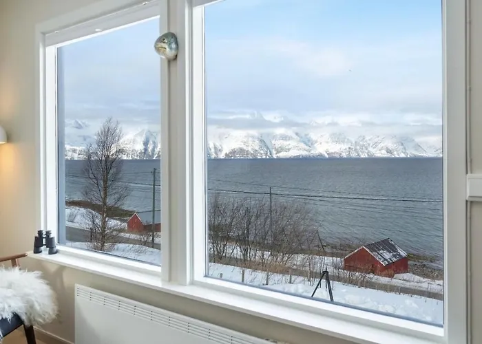 Holiday home Lyngenalps View